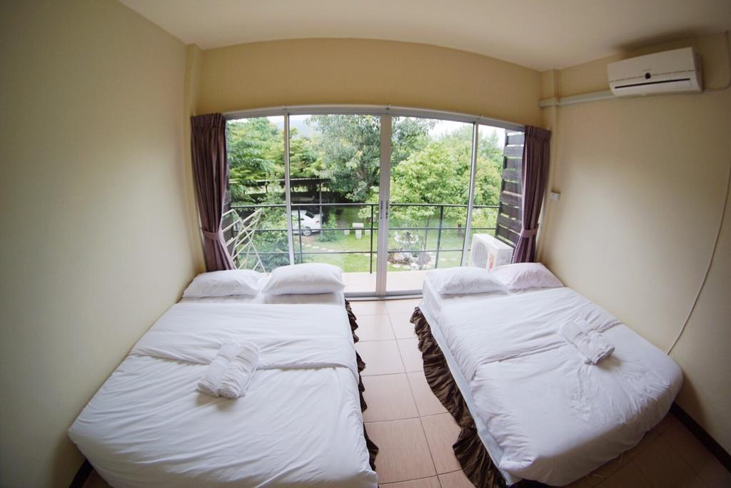 Lakeland Homestay Csiangmaj Kültér fotó